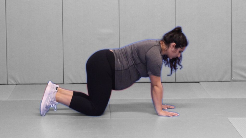 9-month pregnancy workout exercise on hands and knees