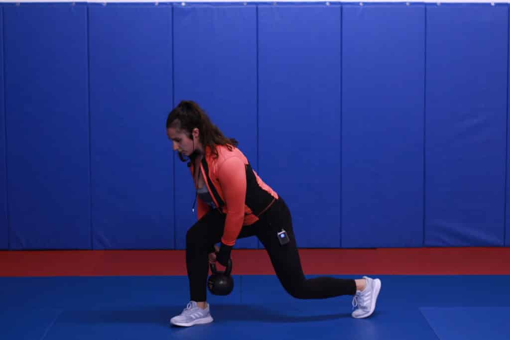 kettlebell reverse lunge